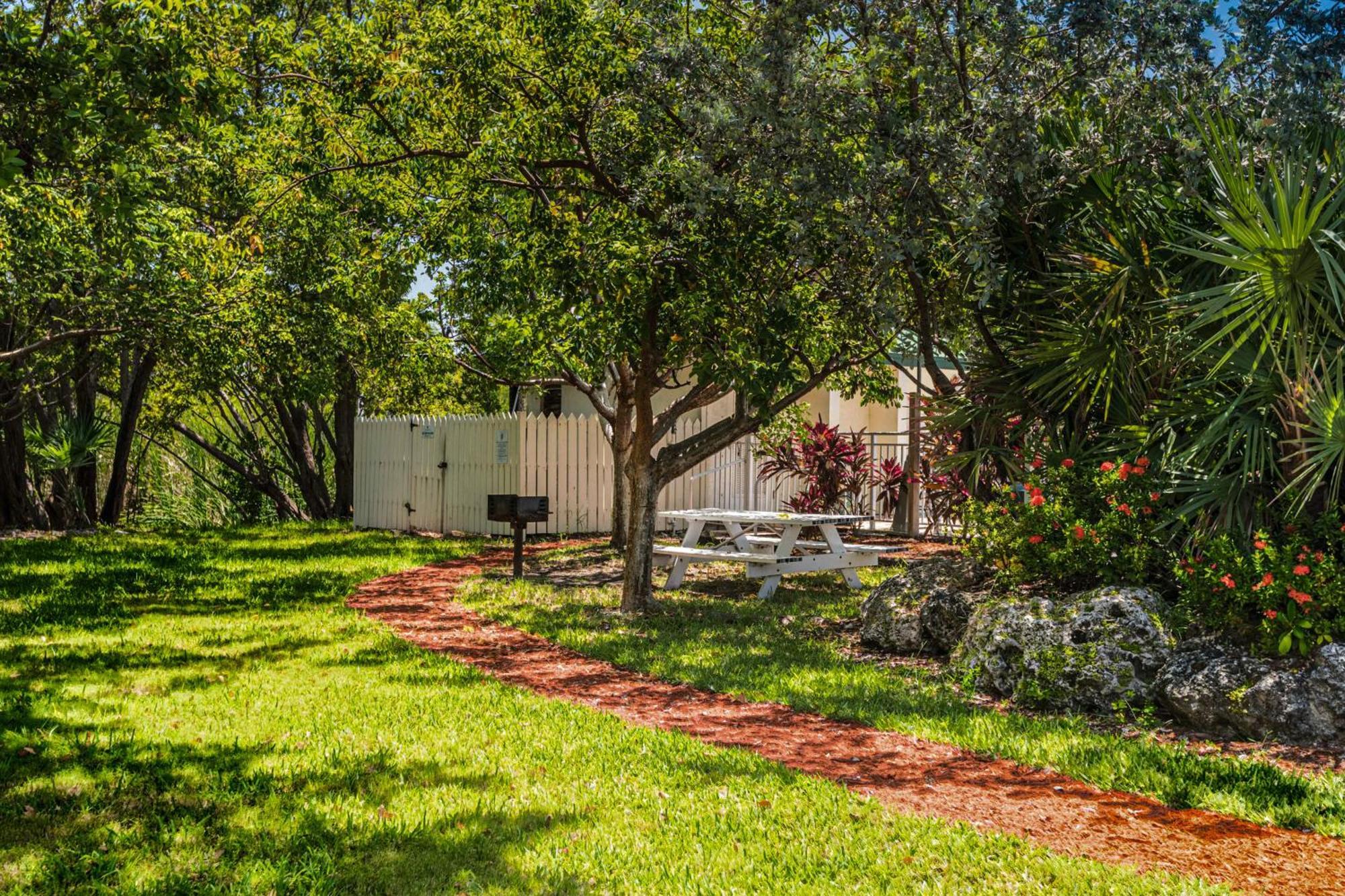 Sunrise Suites - Butterfly Nest #107 Key West Exteriör bild